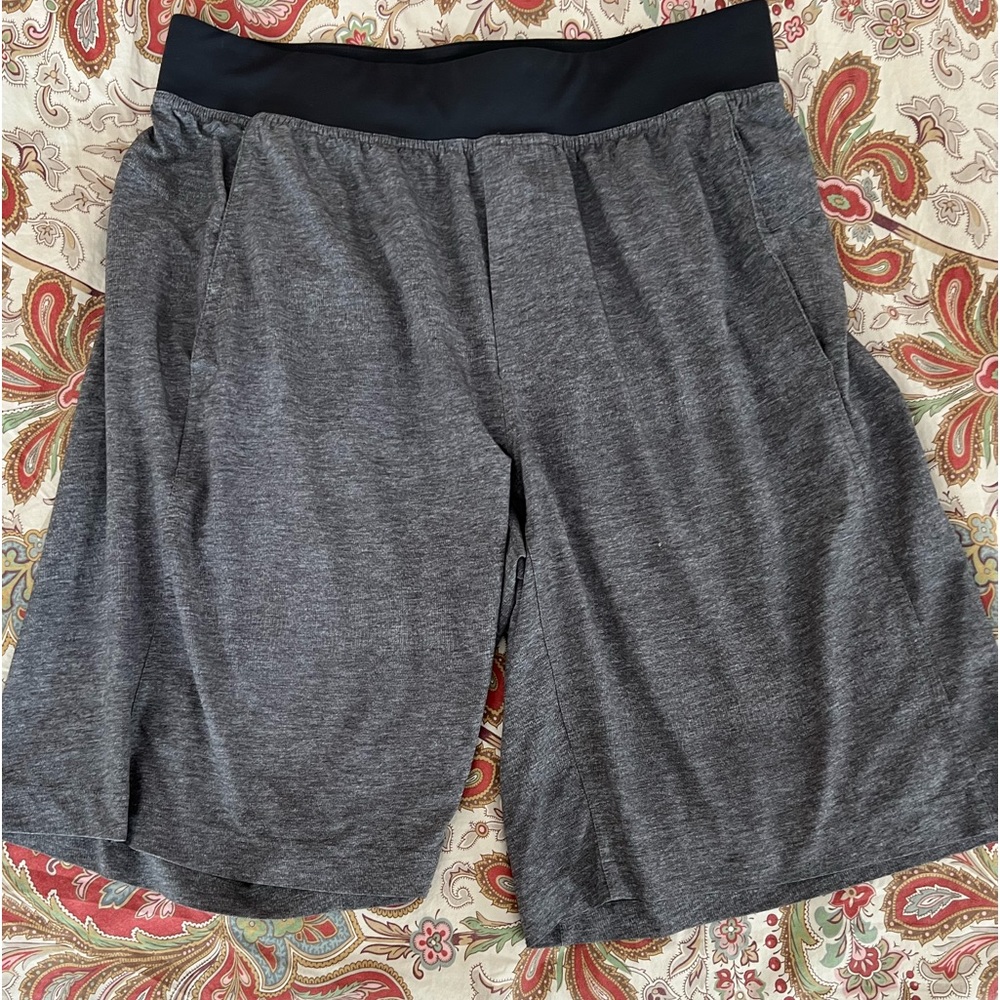 Mens Lululemon shorts. Size large.  11 inch length.